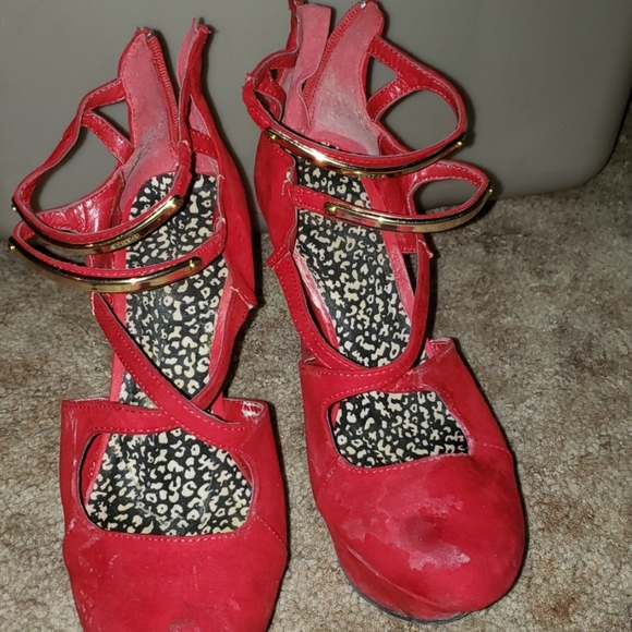 Cheap heels - Picture 3 of 3